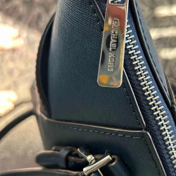 Michael Kors Dark Blue Tote Bag - Picture 6 of 13